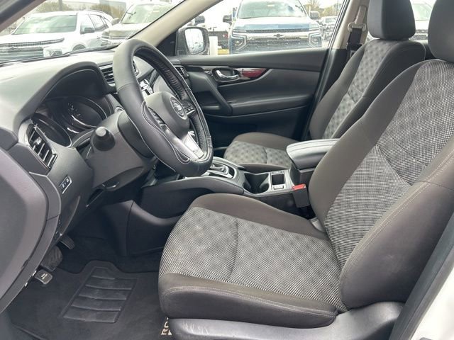 Used 2022 Nissan Rogue Sport SV image 15