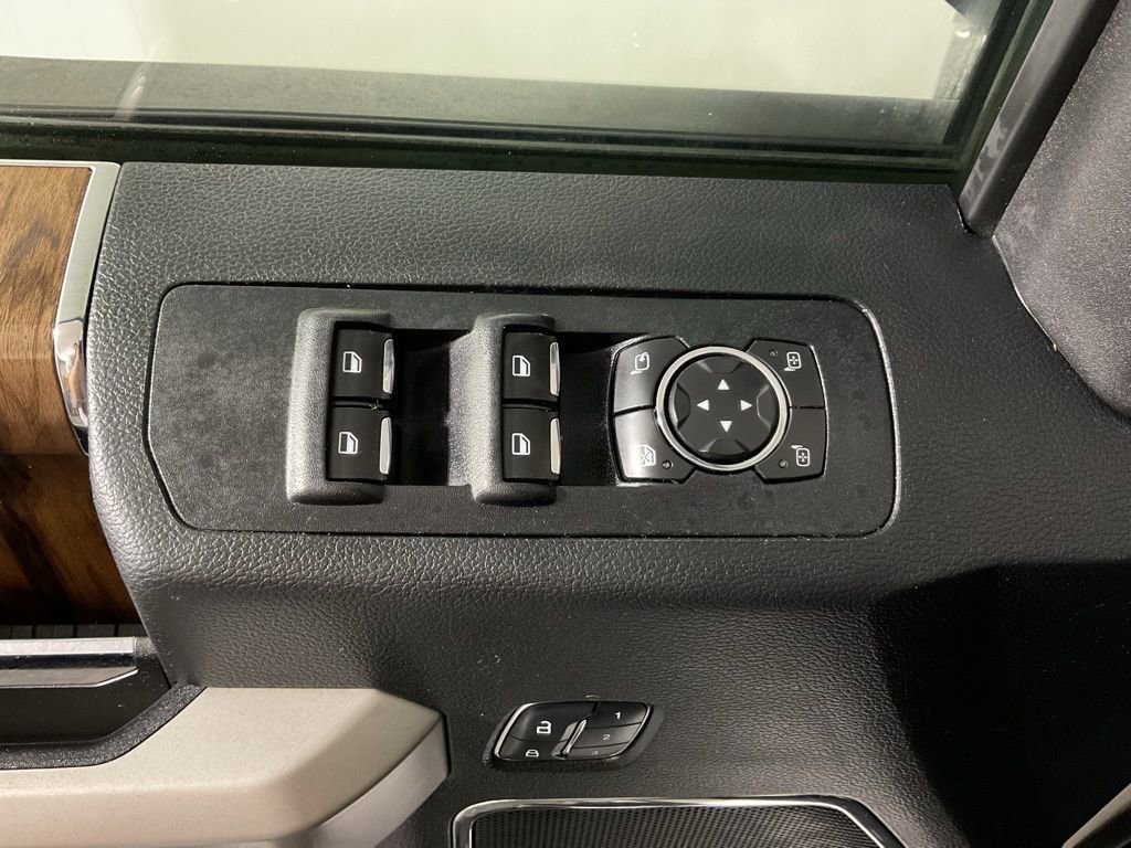 Used 2018 Ford F150 Lariat w/ Equipment Group 502A Luxury AWD/4WD image 21