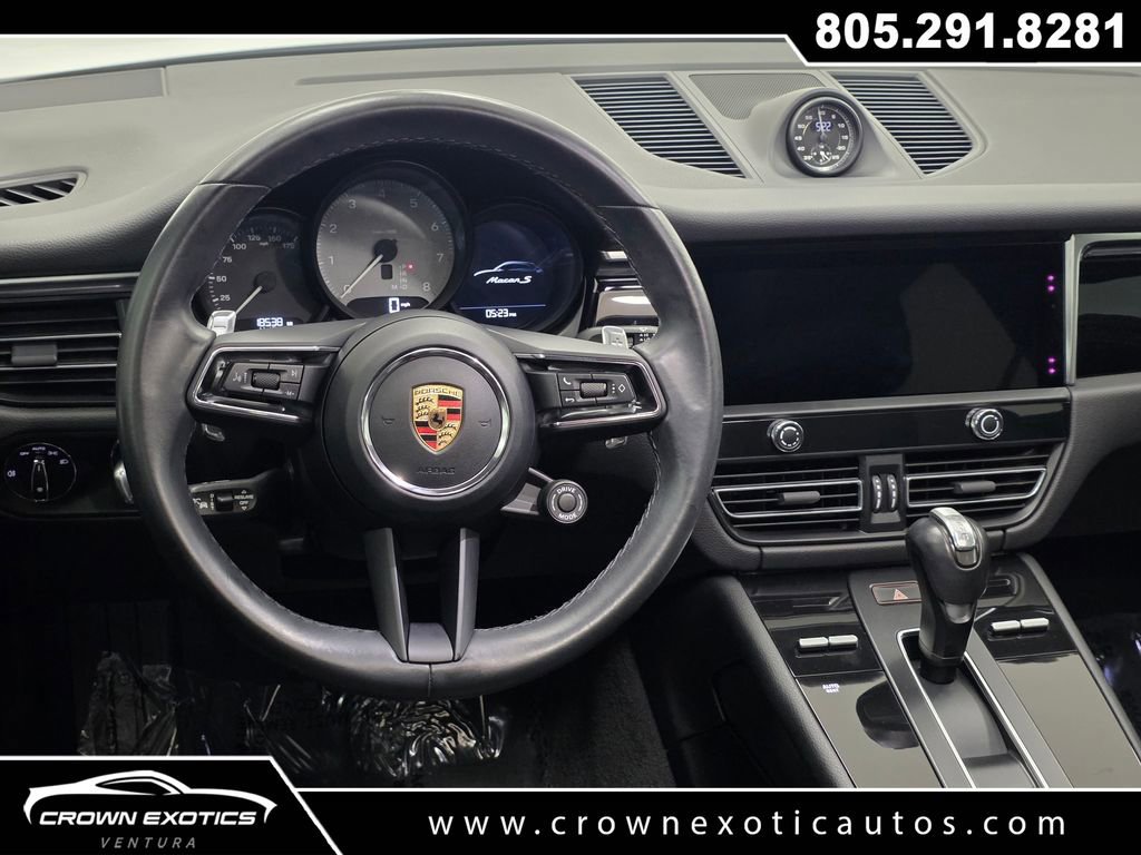 Used 2023 Porsche Macan S AWD/4WD image 18