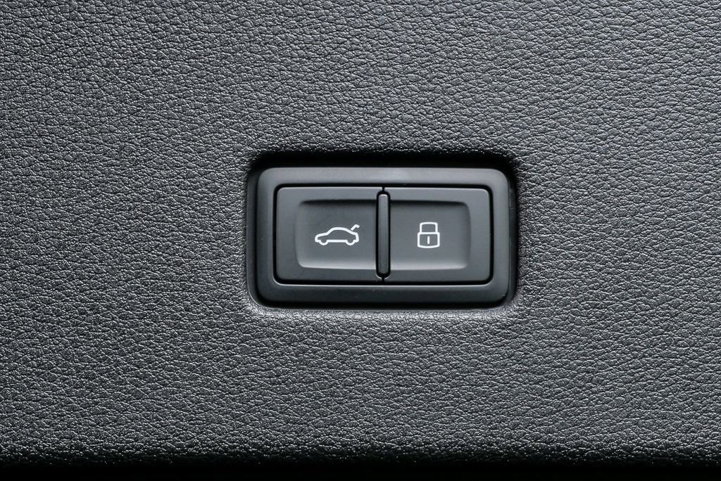 New 2026 Audi Q8 Premium Plus AWD/4WD image 33