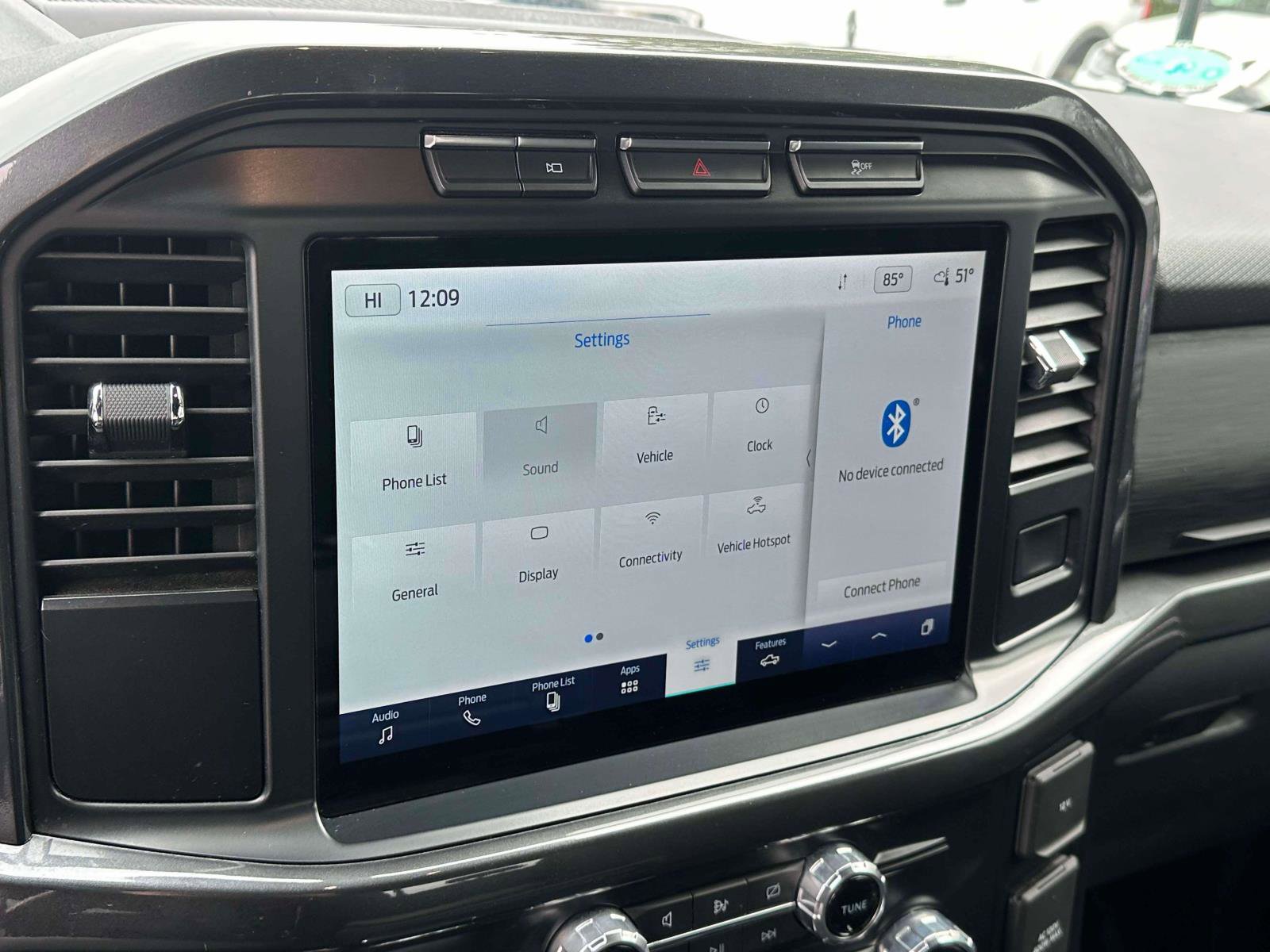 Certified 2022 Ford F150 XLT w/ Equipment Group 302A High image 25