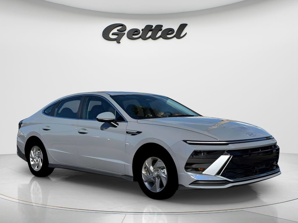New 2026 Hyundai Sonata SE FWD image 5