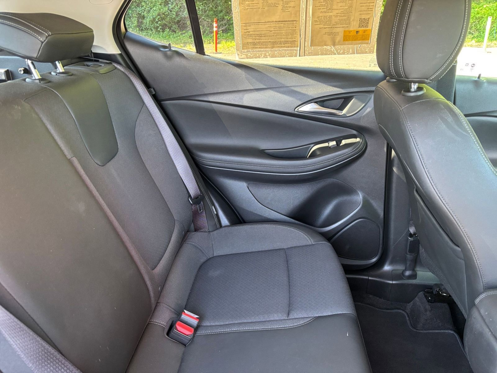 Used 2025 Buick Encore GX Preferred FWD image 36
