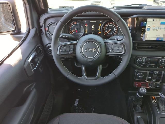 New 2025 Jeep Gladiator Rubicon image 15