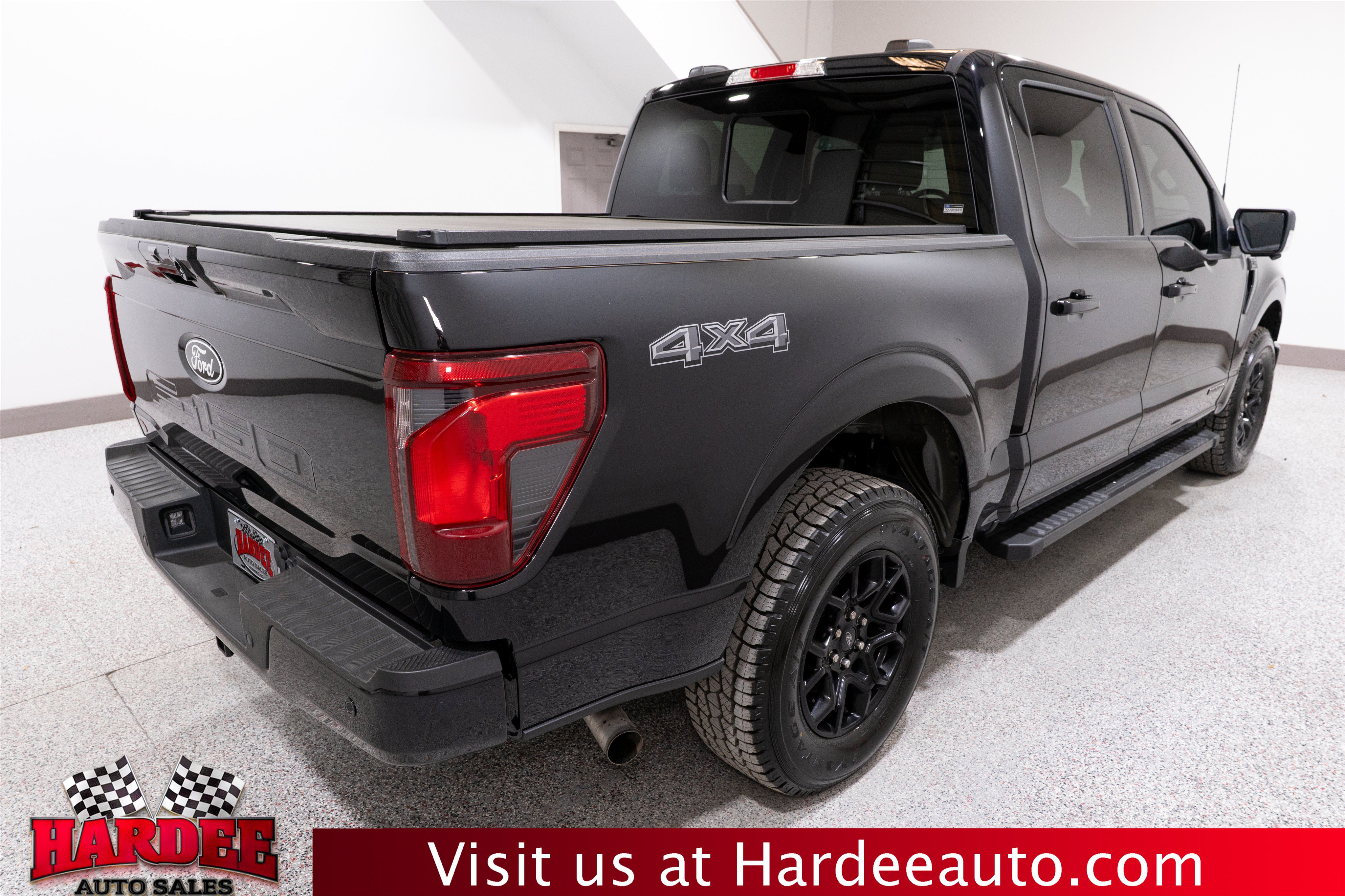 Used 2025 Ford F150 XLT w/ Equipment Group 302A MID AWD/4WD image 5