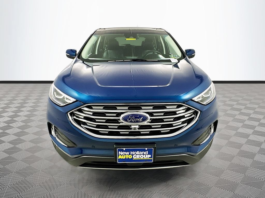 Used 2020 Ford Edge Titanium w/ Equipment Group 301A AWD/4WD image 3