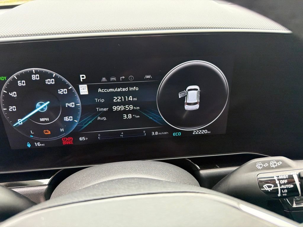 Certified 2023 Kia Niro Wave FWD image 18