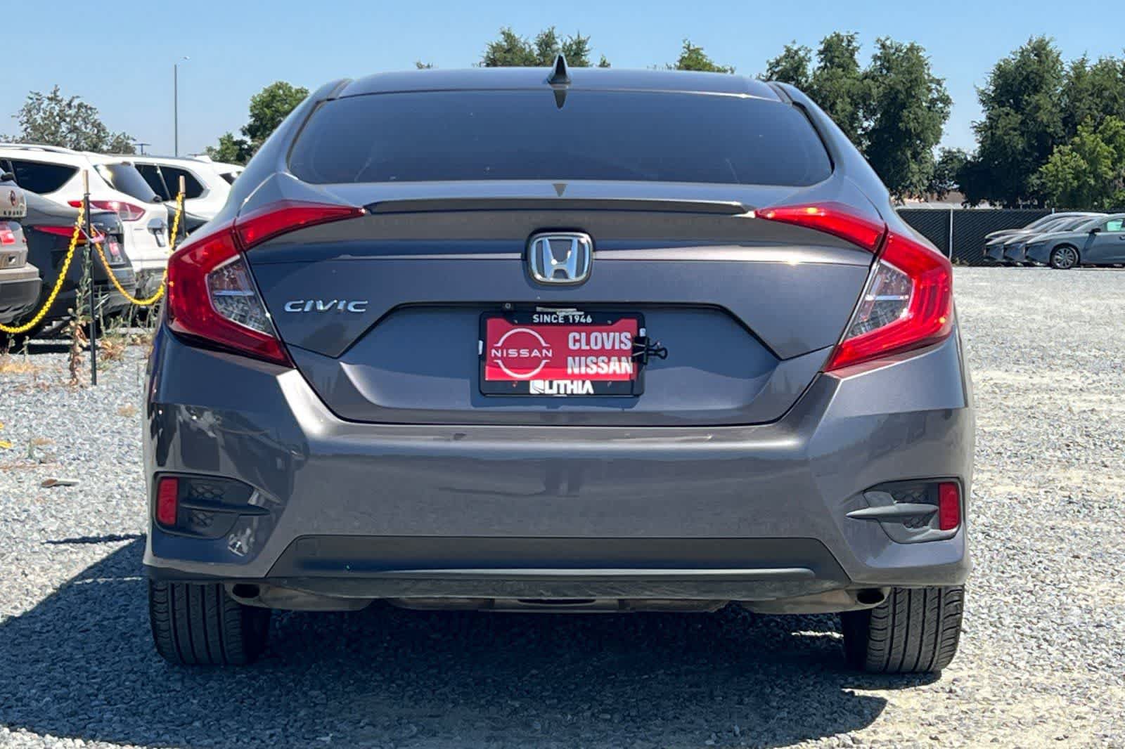 Used 2018 Honda Civic EX-T image 8