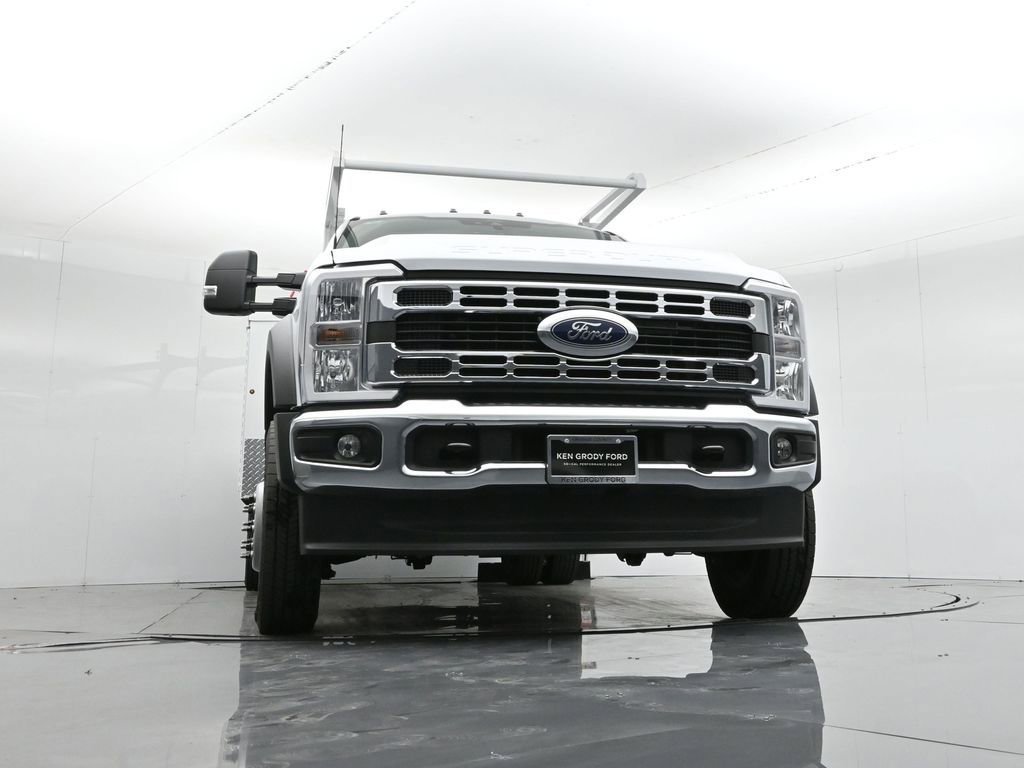 New 2025 Ford F550 2WD Regular Cab Super Duty image 57