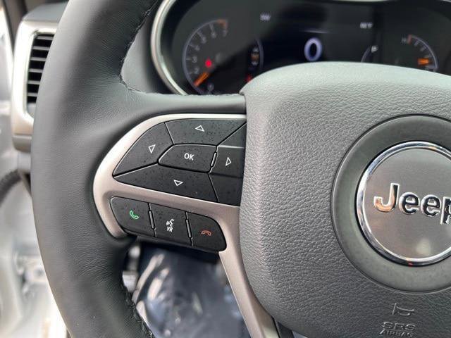 Certified 2021 Jeep Grand Cherokee Laredo X image 12