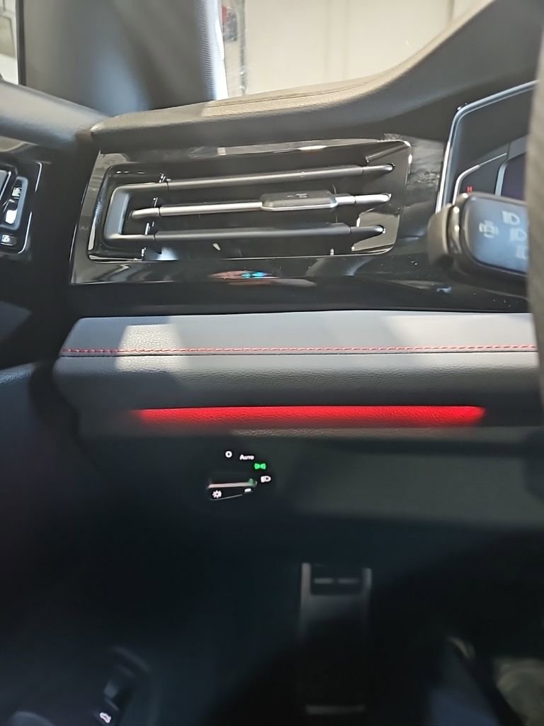 New 2026 Volkswagen Jetta GLI Autobahn FWD image 35