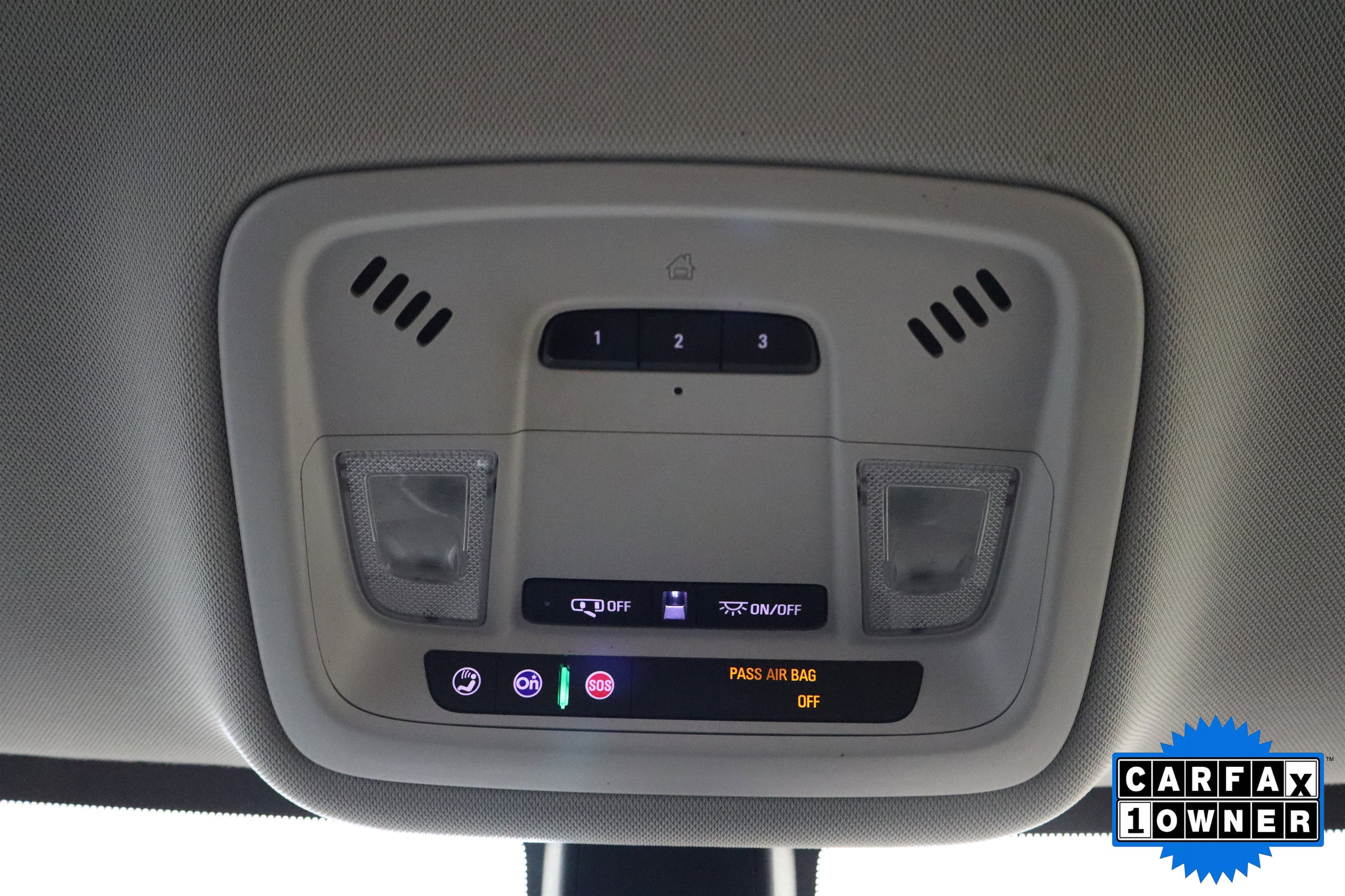 Used 2020 Chevrolet Traverse LT image 28