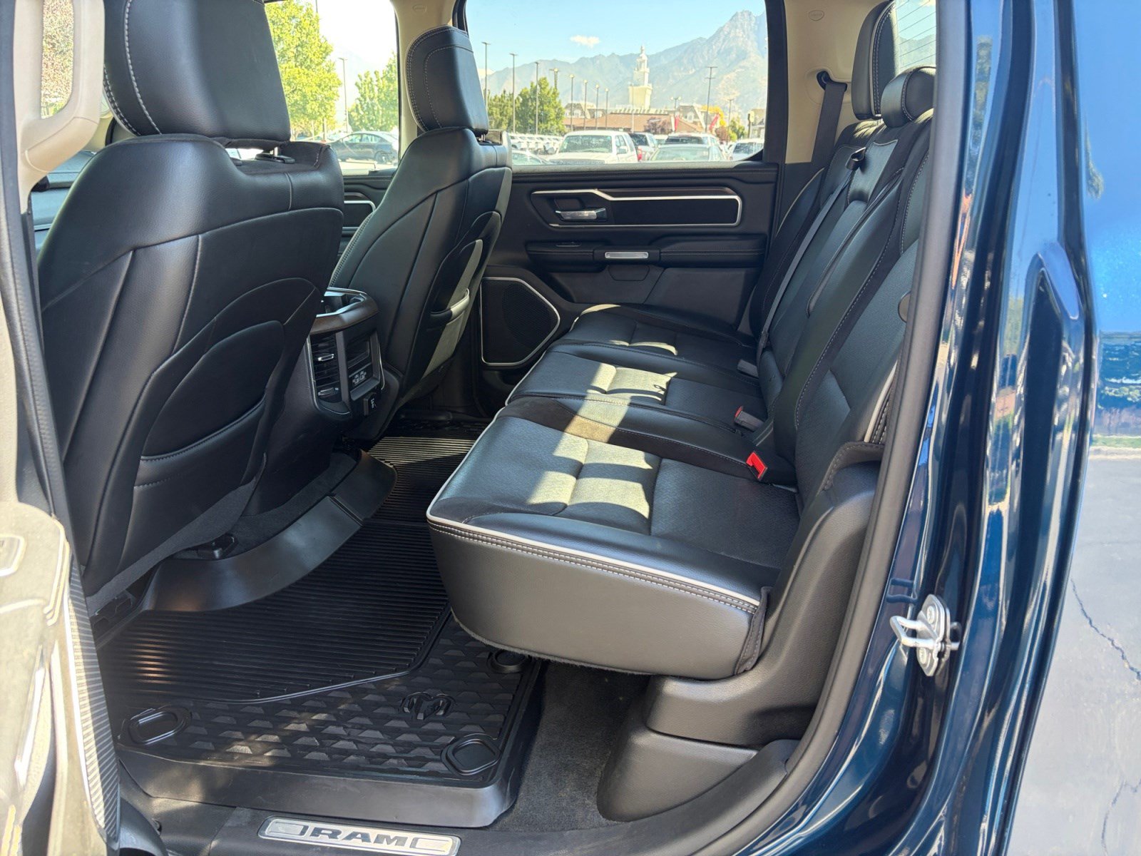 Used 2021 RAM 1500 Laramie AWD/4WD image 24