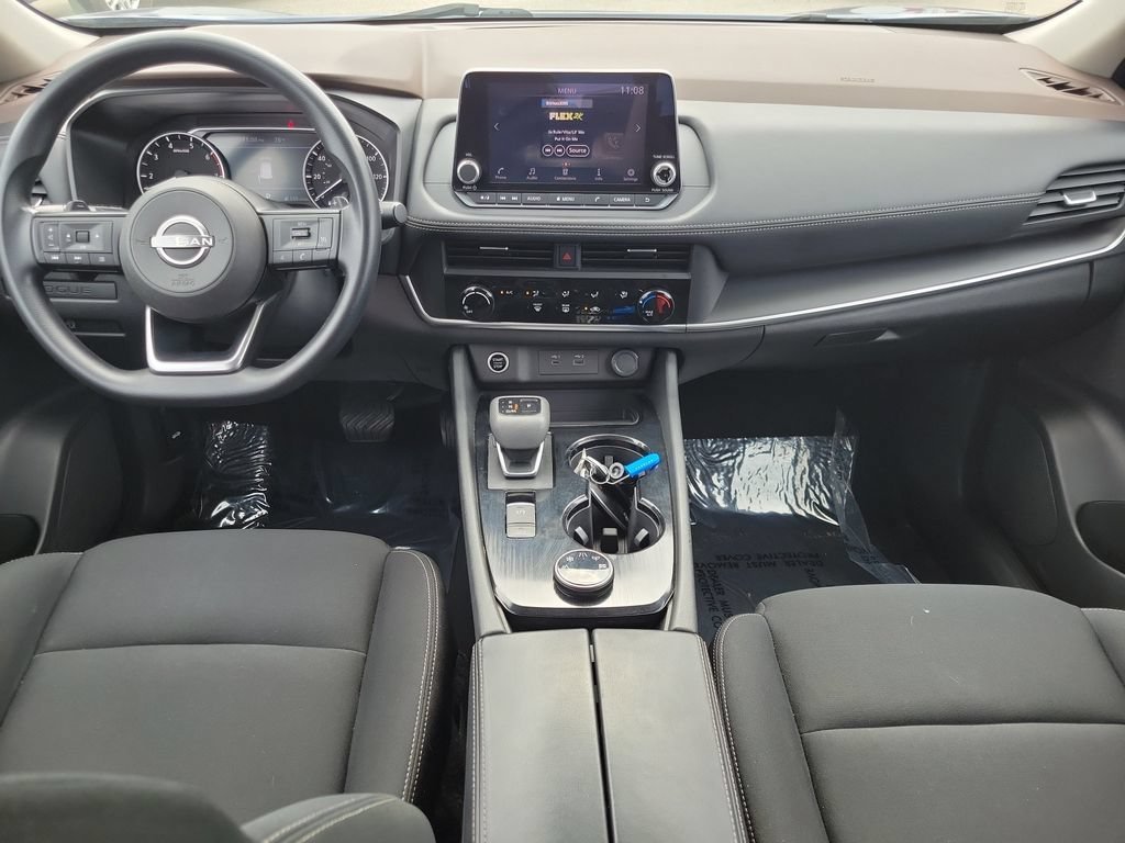 Used 2023 Nissan Rogue S AWD/4WD image 12