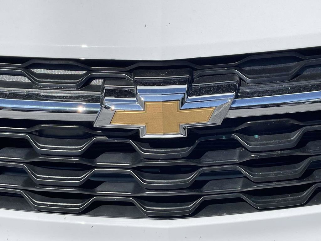 Used 2024 Chevrolet Trax LS w/ Driver Confidence Package FWD image 6