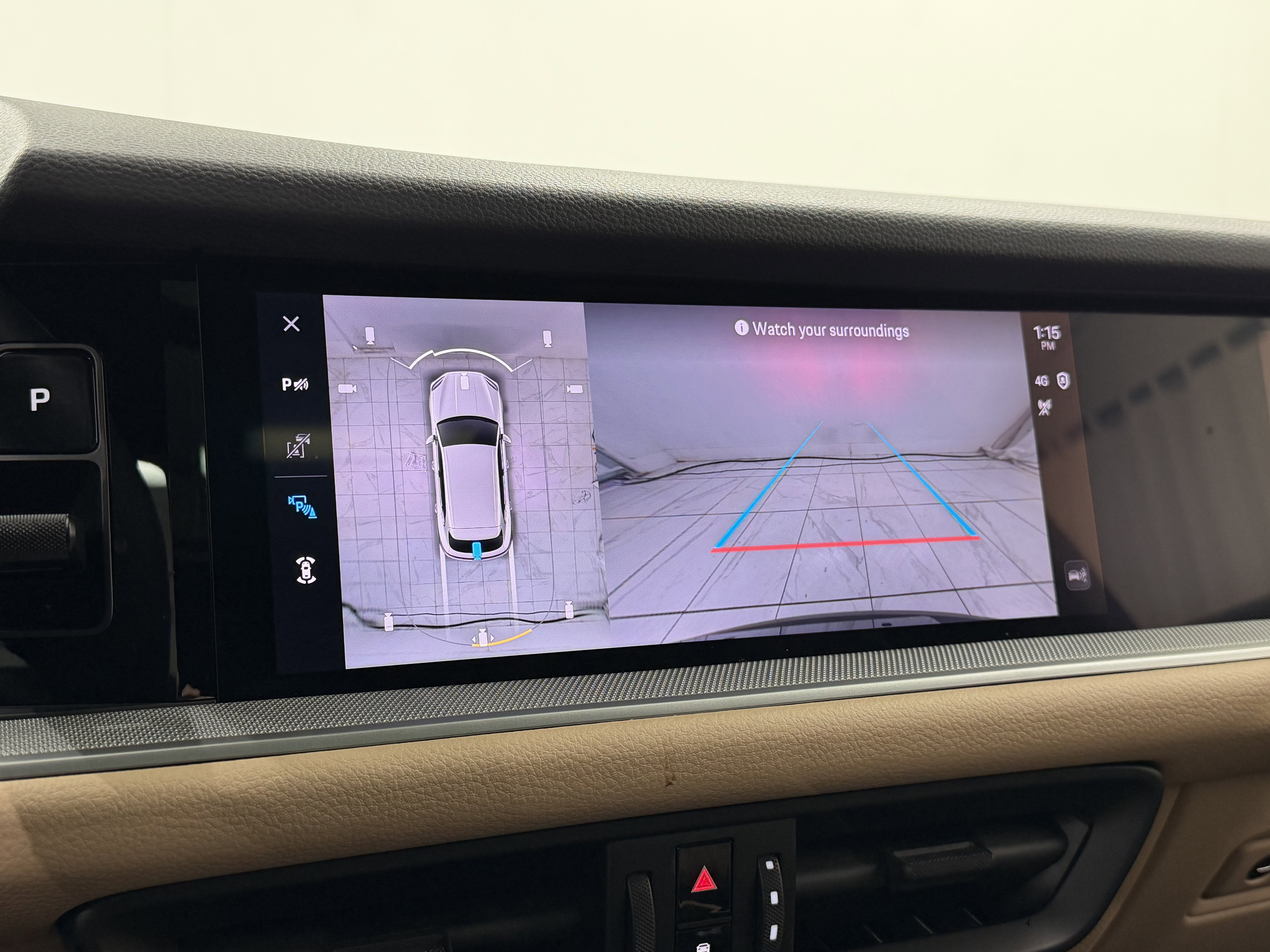 Certified 2024 Porsche Cayenne w/ Premium Package Plus (PFM) image 43