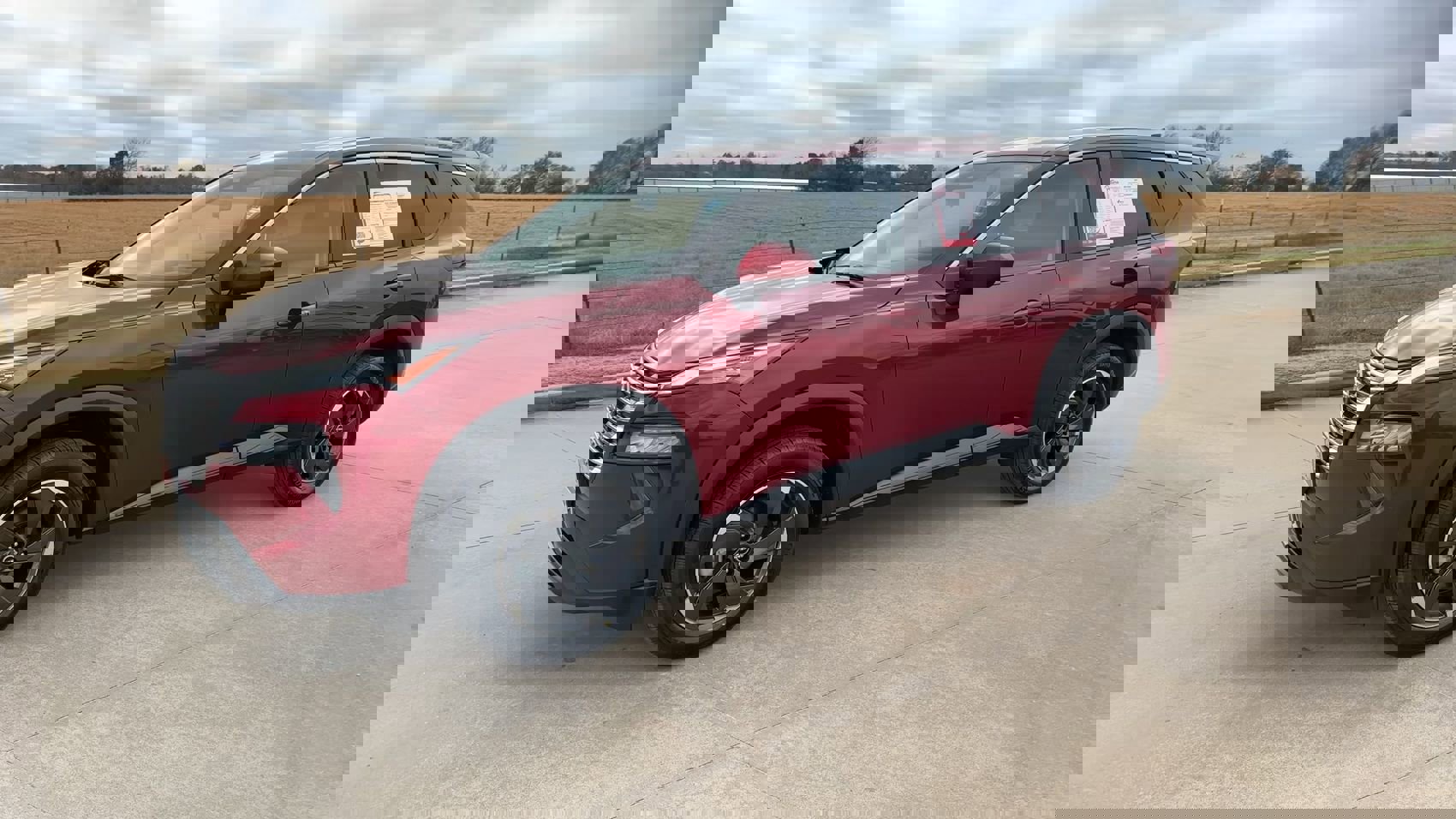 Used 2024 Nissan Rogue SV image 5