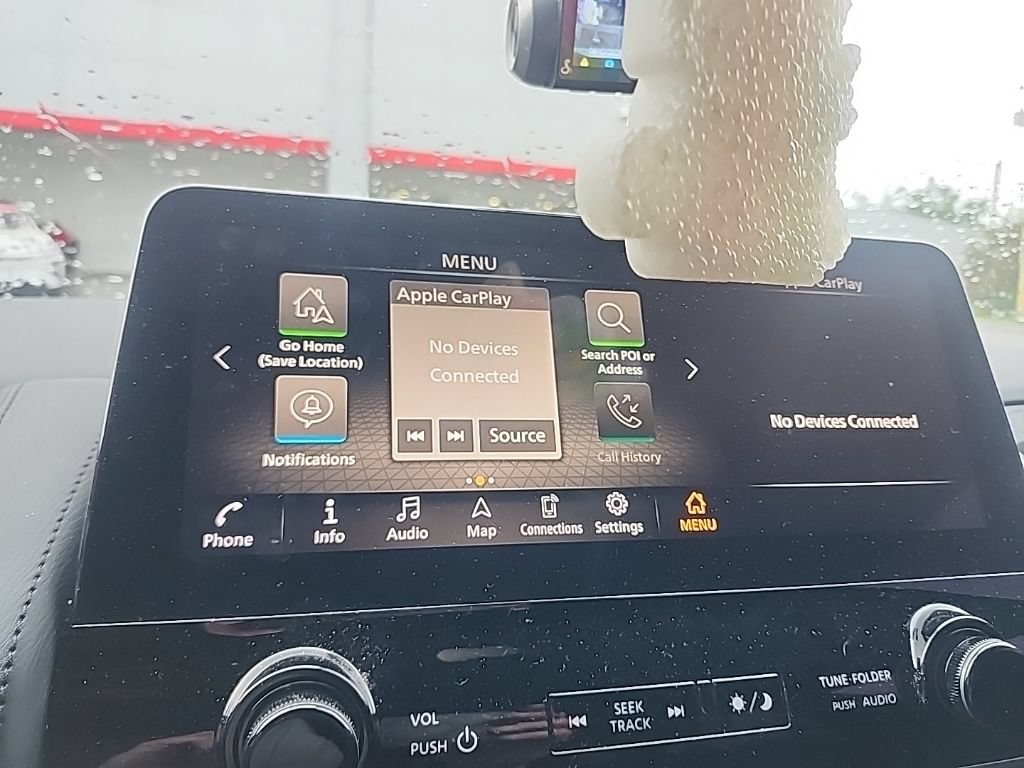 Used 2023 Nissan Armada SL w/ Midnight Edition Package RWD image 3