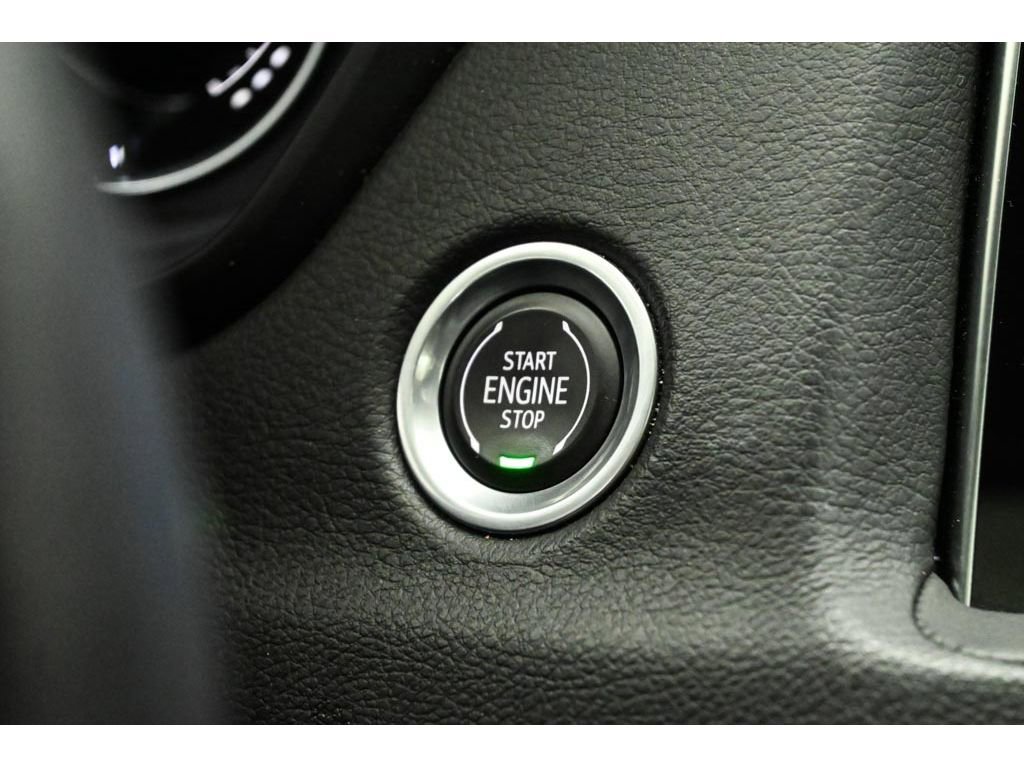 Used 2023 Cadillac XT4 Luxury w/ Cold Weather Package FWD image 48