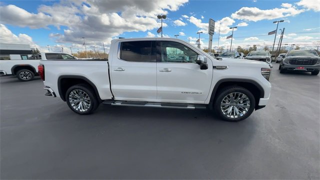 Used 2023 GMC Sierra 1500 Denali image 9