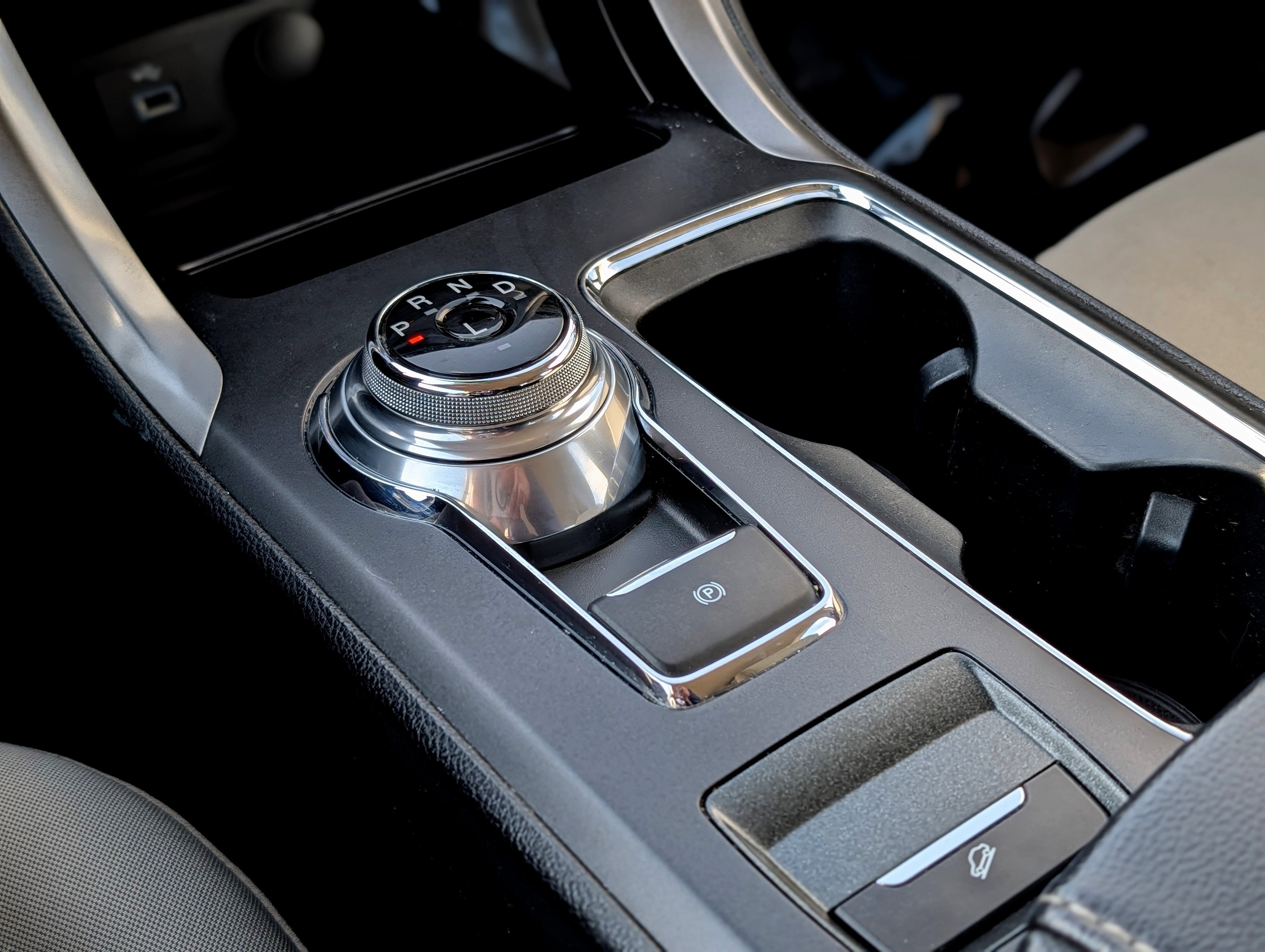 Used 2020 Ford Fusion S image 16