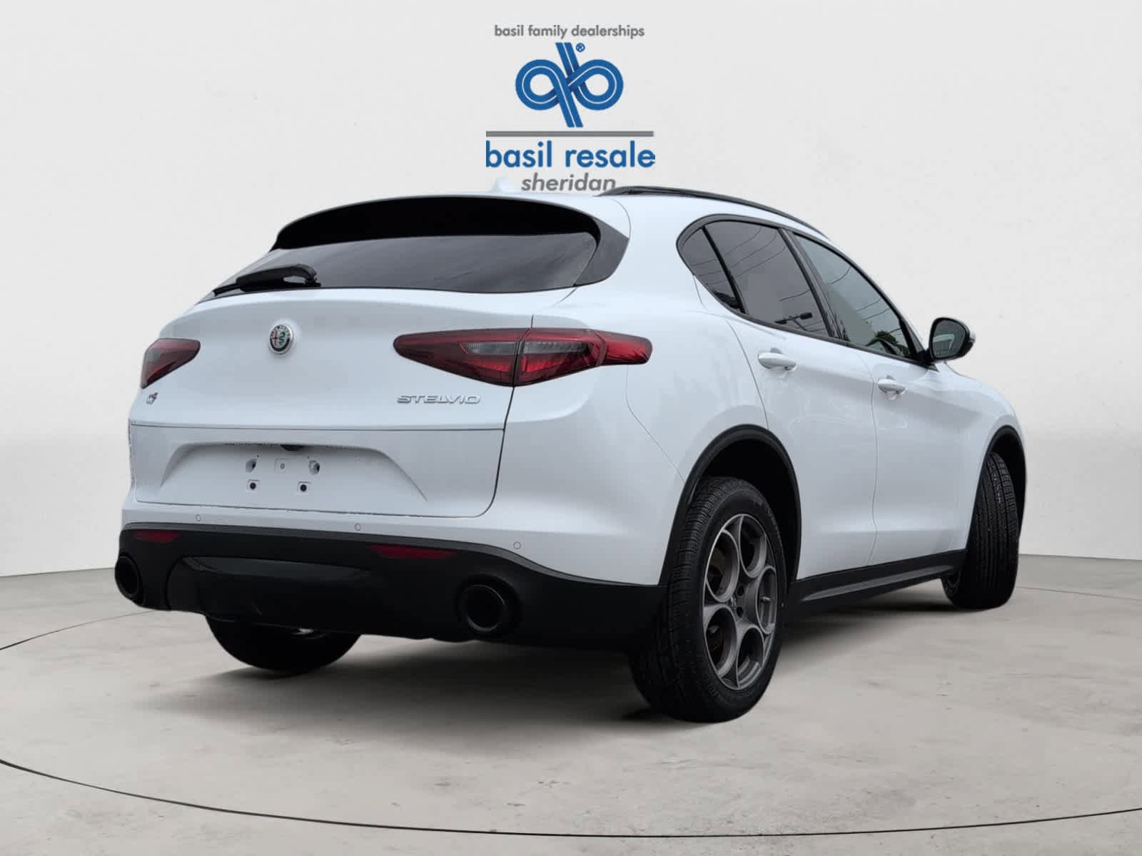 Used 2022 Alfa Romeo Stelvio Sprint AWD/4WD image 6