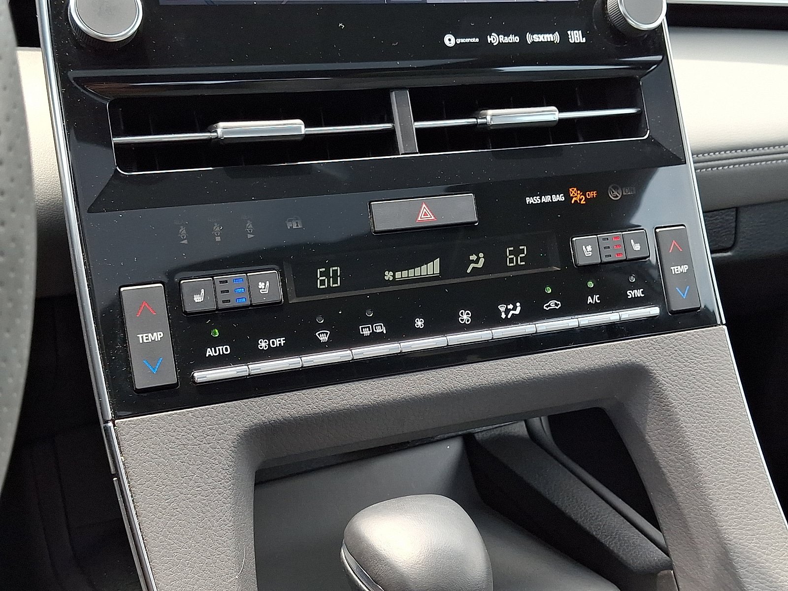 Used 2020 Toyota Avalon Limited w/ Advanced Safety Package FWD image 19