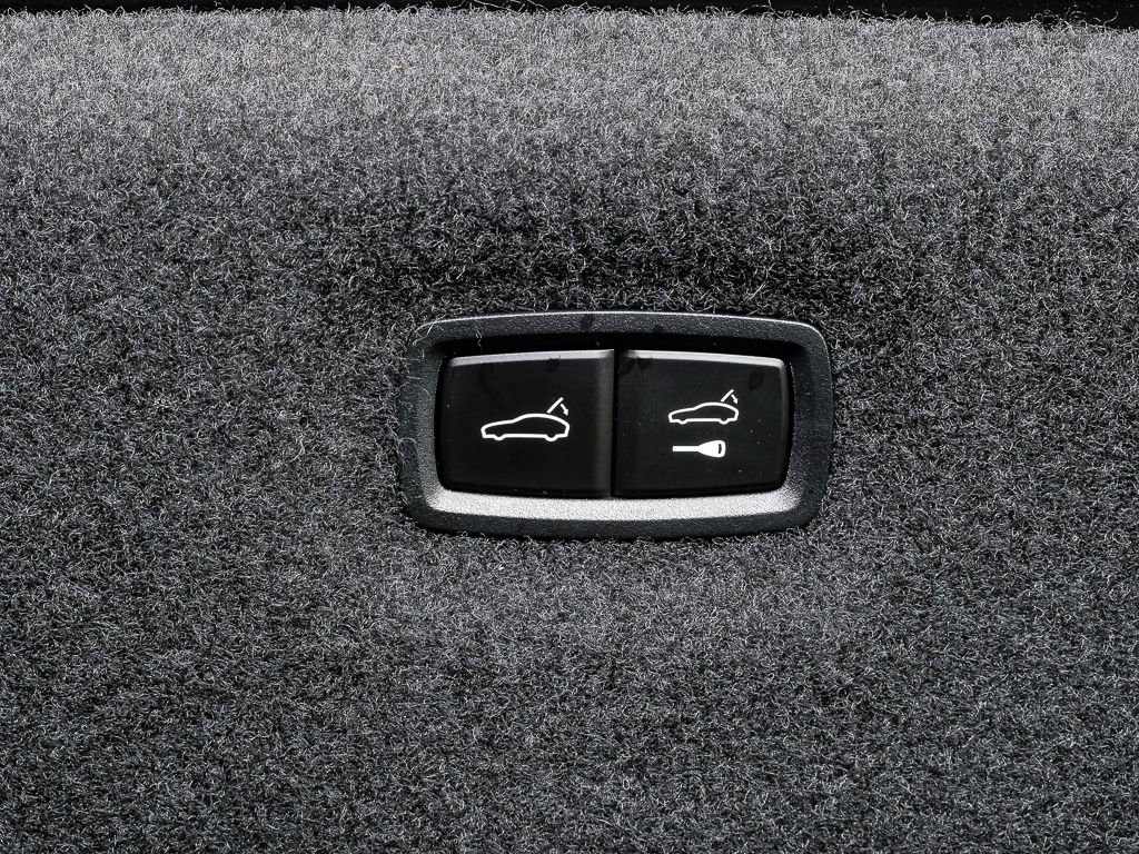 Certified 2024 Porsche Taycan 4S image 32