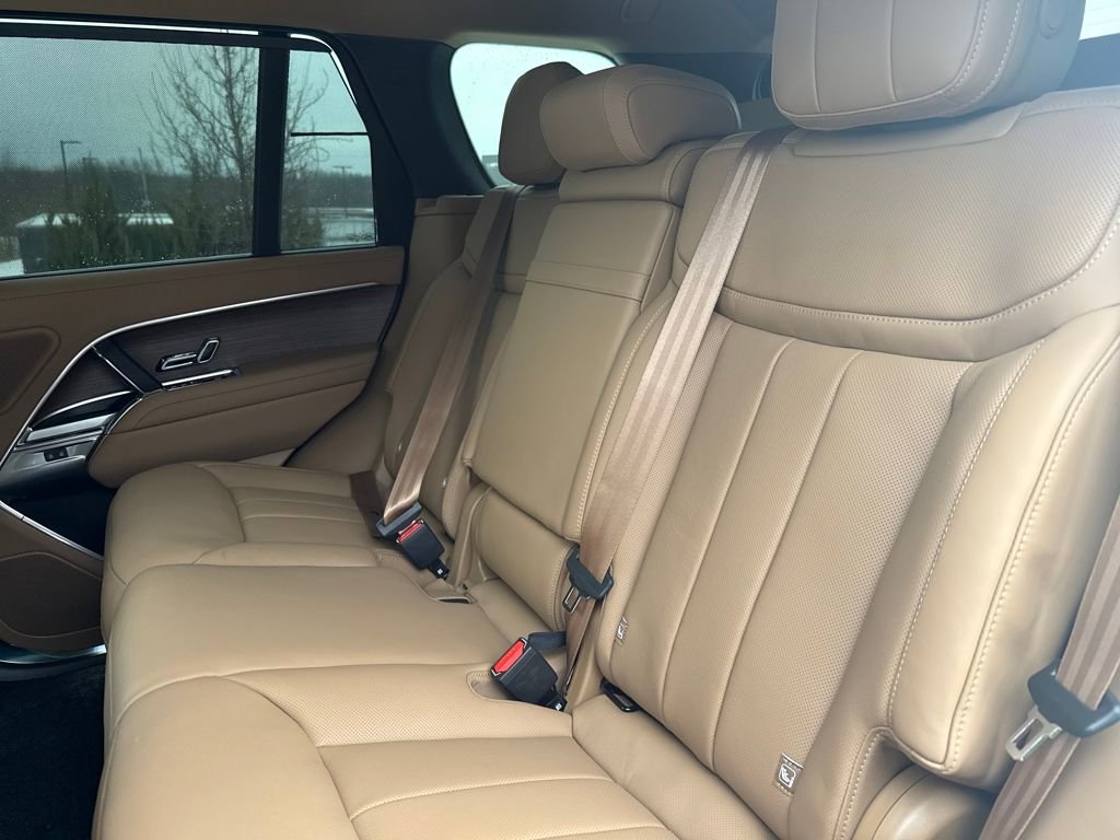 New 2026 Land Rover Range Rover SE AWD/4WD image 13