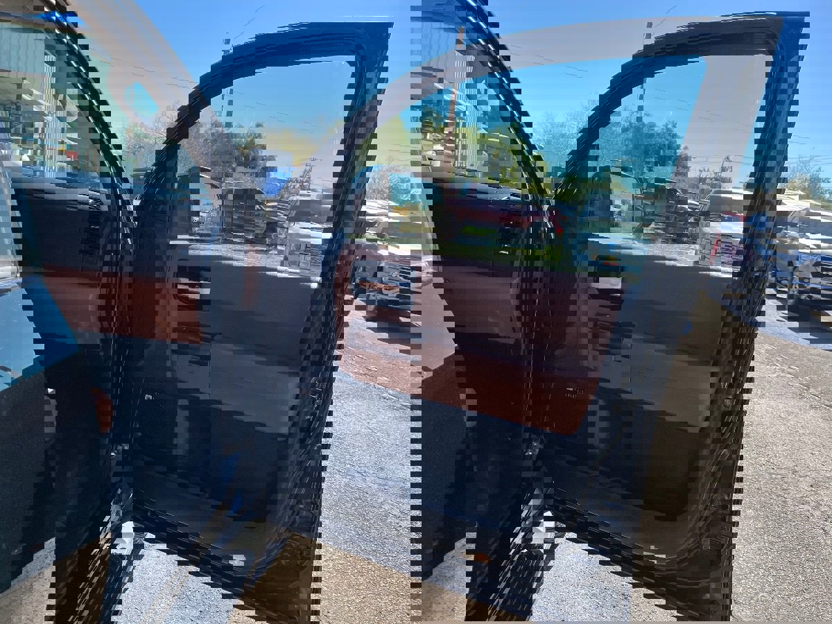 Used 2012 Toyota Sequoia Platinum image 42