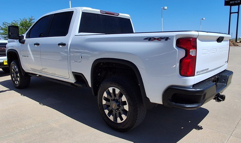 Used 2021 Chevrolet Silverado 2500 Custom w/ Custom Value Package AWD/4WD image 6