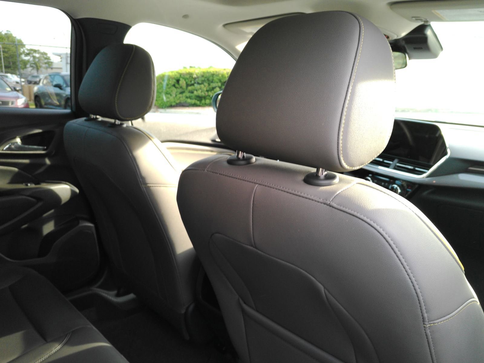 Certified 2025 Chevrolet Trax ACTIV w/ Sunroof Package FWD image 19