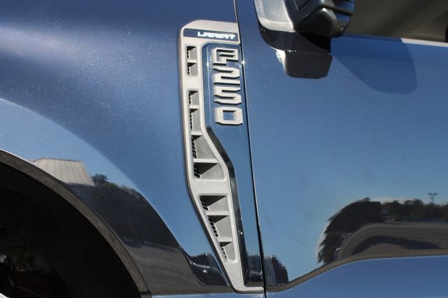 Used 2024 Ford F250 Lariat w/ Black Appearance Package image 17