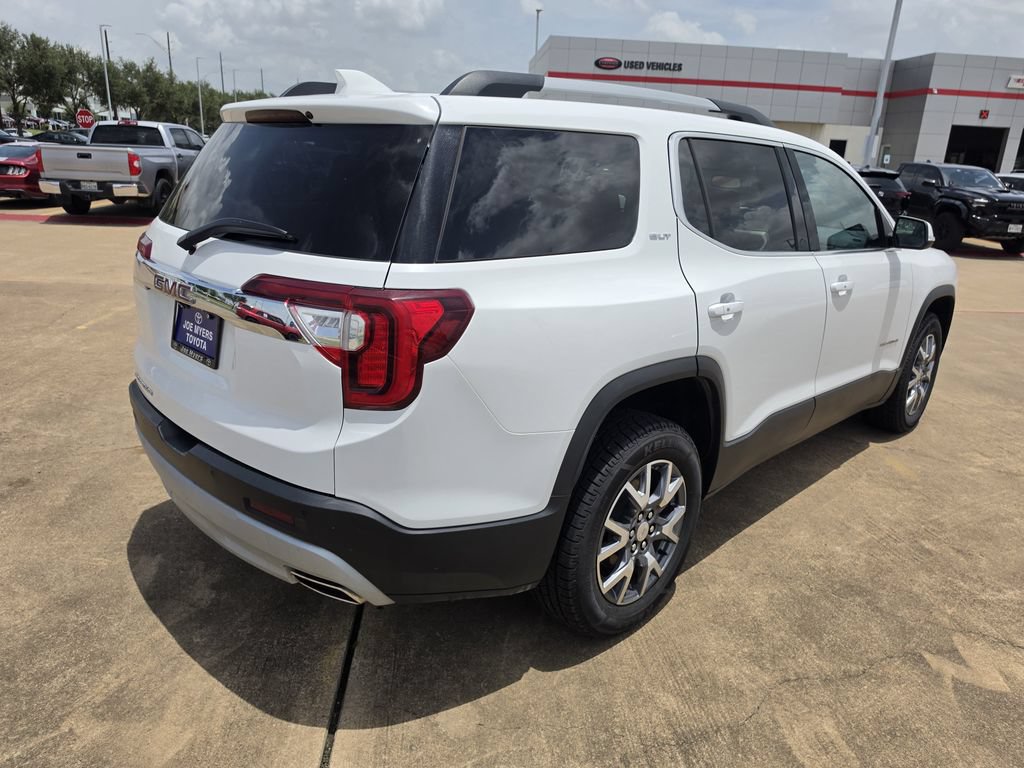 Used 2023 GMC Acadia SLT FWD image 6