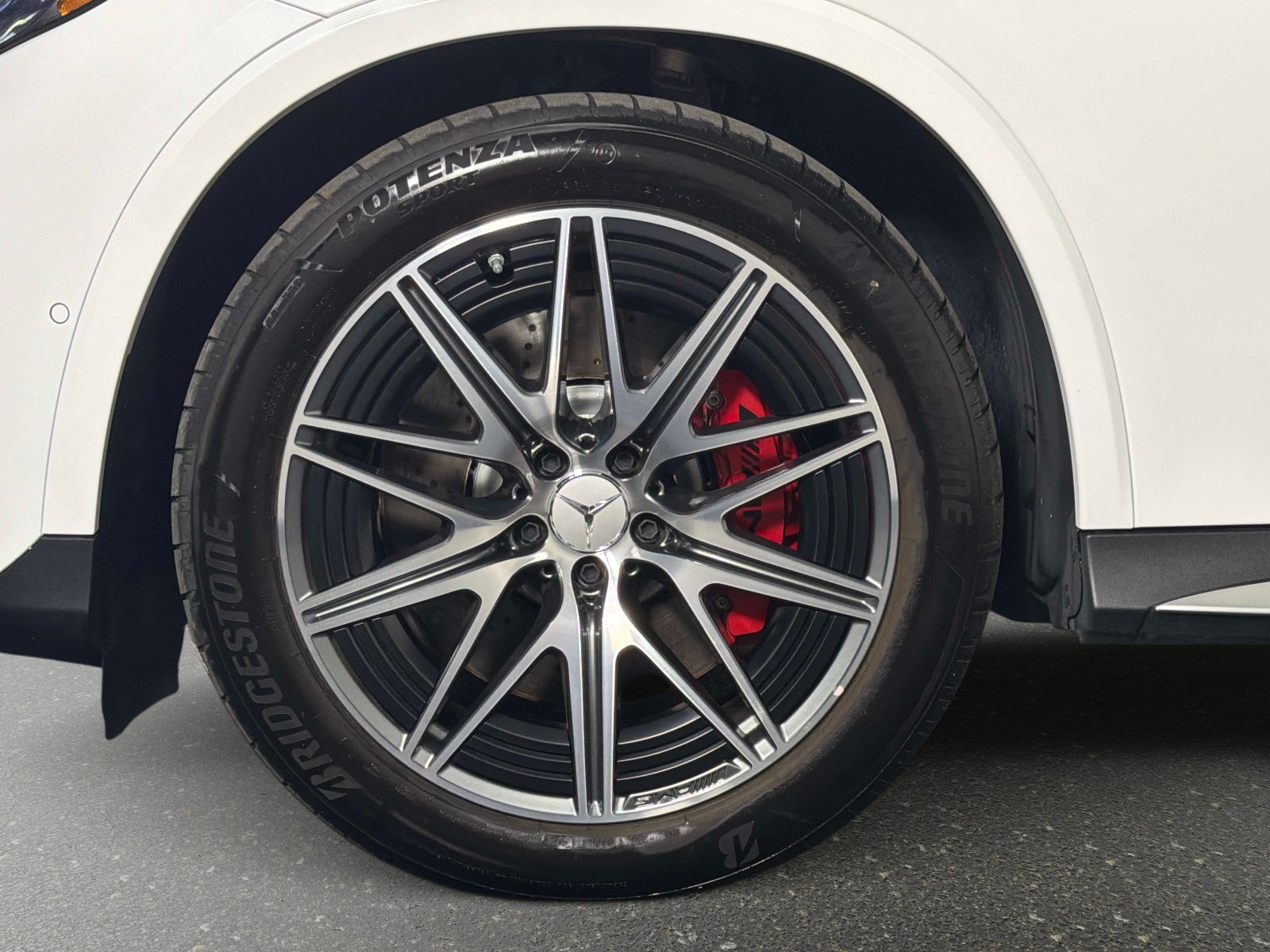 Used 2025 Mercedes-Benz GLC 63 AMG S image 12