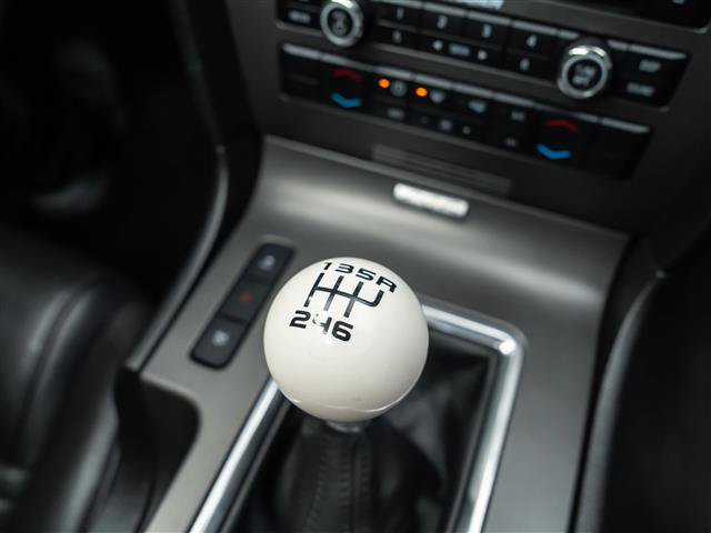 Used 2013 Ford Mustang Shelby GT500 RWD image 29