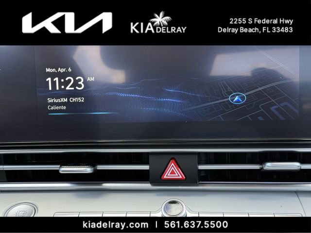 Used 2024 Hyundai Elantra Limited image 19