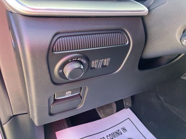 New 2026 Jeep Grand Wagoneer L Limited AWD/4WD image 16
