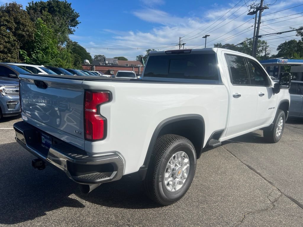 New 2026 Chevrolet Silverado 2500 LTZ w/ LTZ Convenience Package AWD/4WD image 6