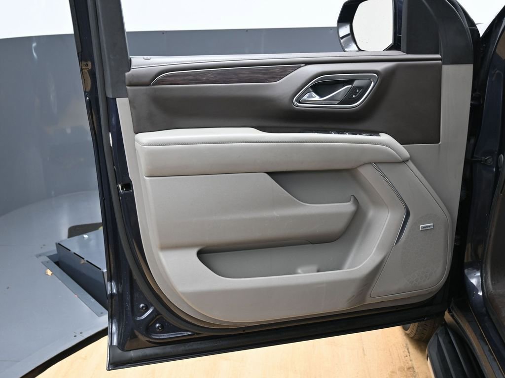 Used 2023 Chevrolet Tahoe LT image 43