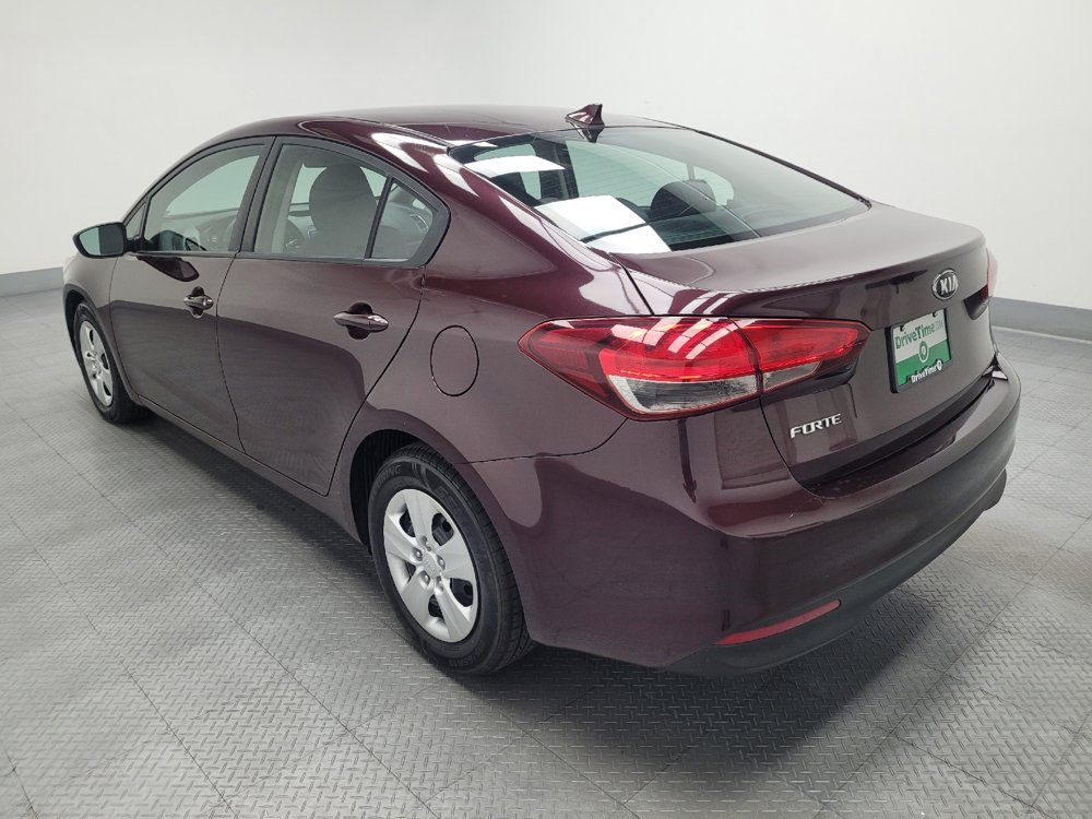 Used 2017 Kia Forte LX w/ LX Popular Package FWD image 5