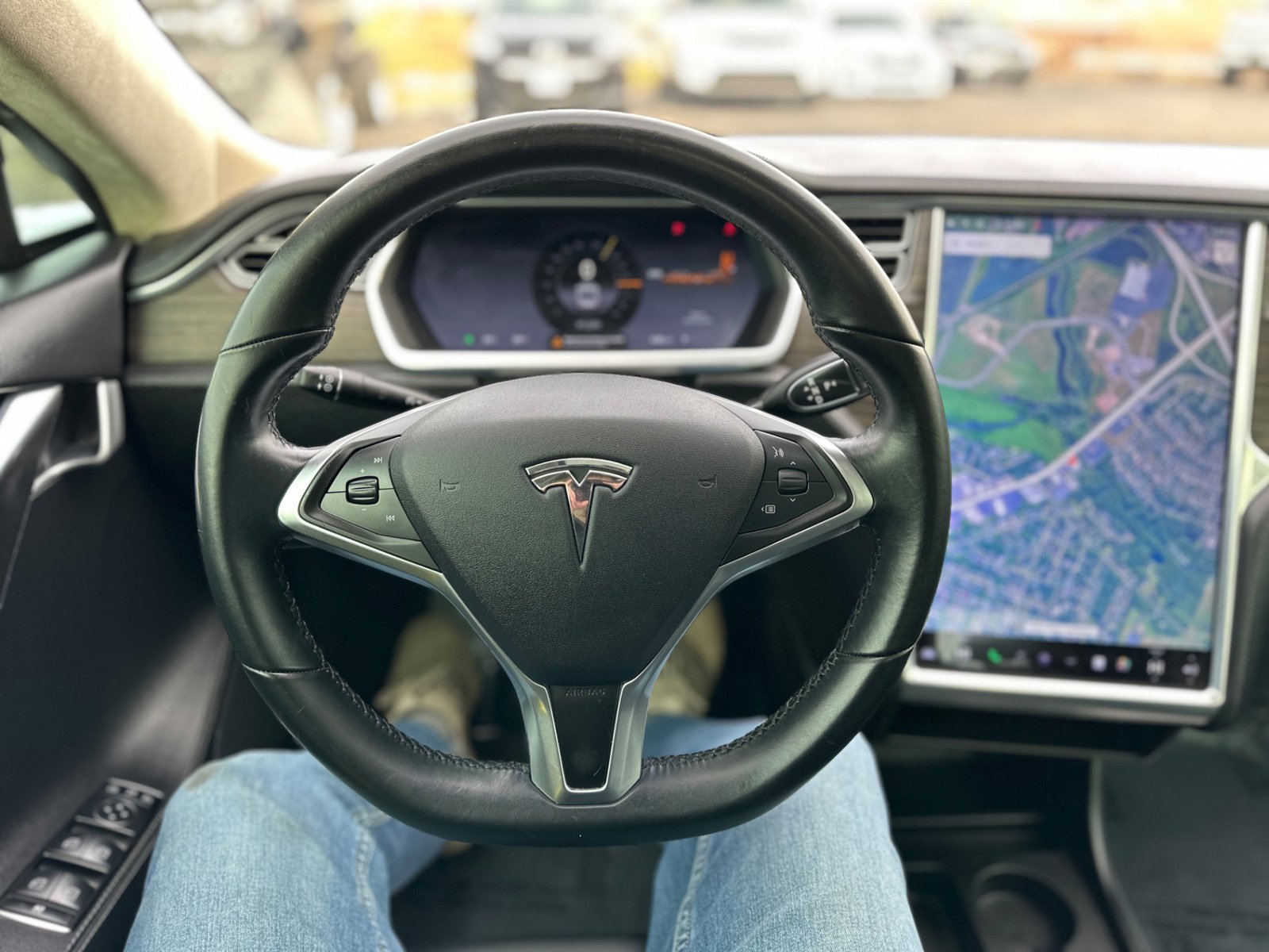 Used 2014 Tesla Model S 85 image 23