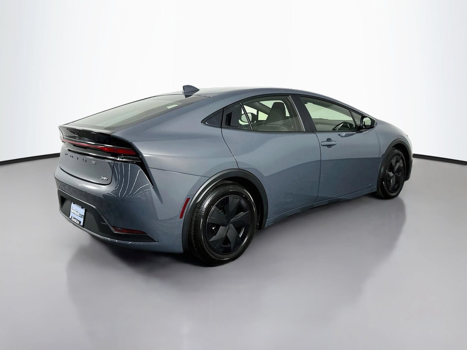 Certified 2025 Toyota Prius LE AWD/4WD image 7