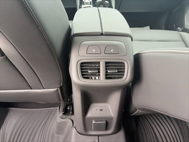 New 2026 Buick Envision Avenir image 13