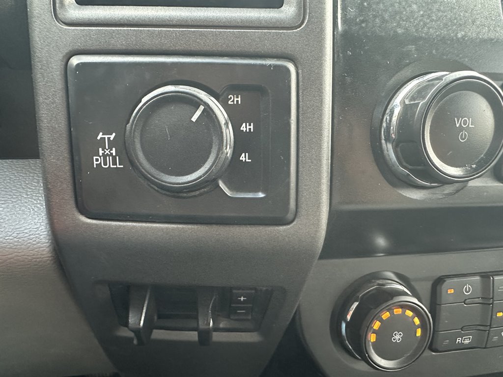Used 2019 Ford F250 XL w/ STX Appearance Package AWD/4WD image 26
