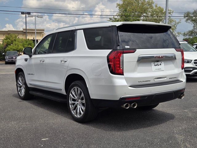 Used 2023 GMC Yukon Denali RWD image 8