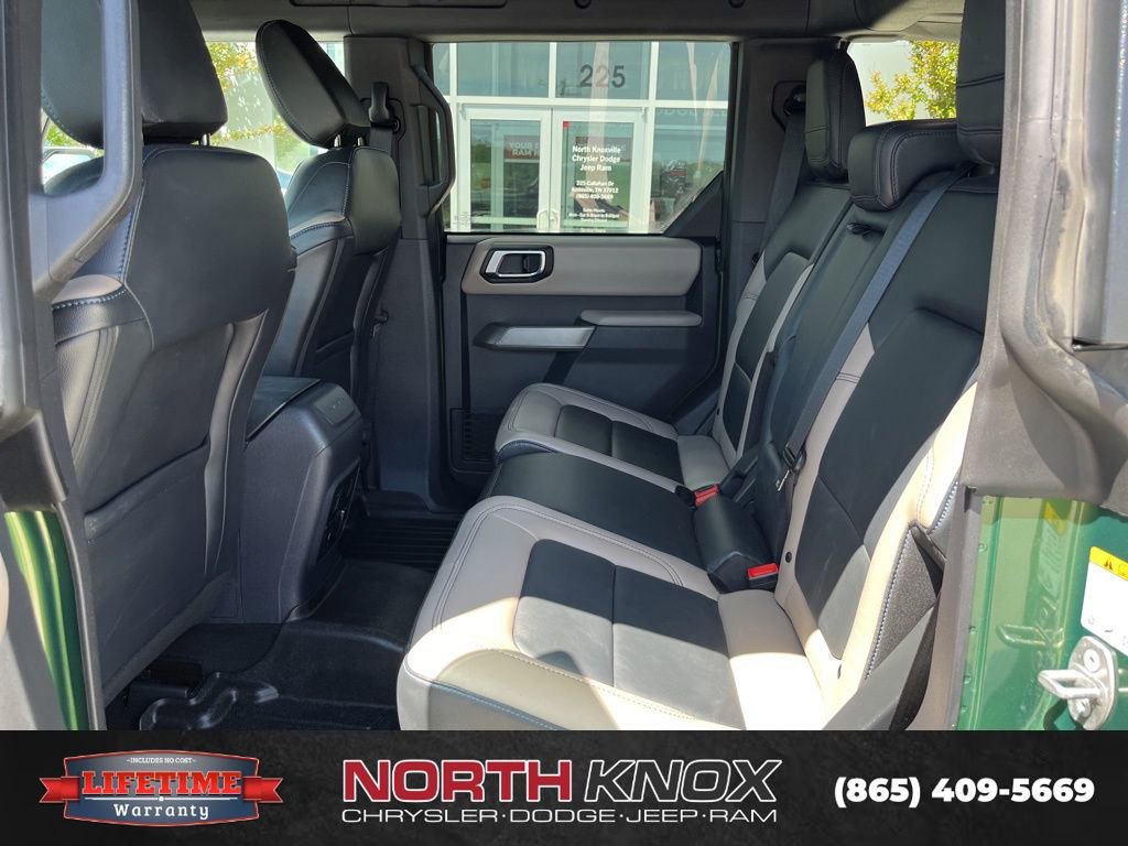 Used 2023 Ford Bronco Wildtrak image 12