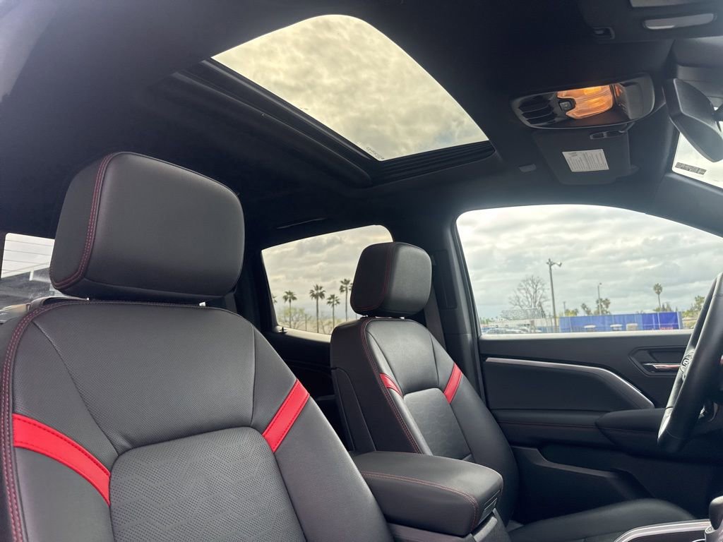 Certified 2023 Chevrolet Colorado Z71 w/ Z71 Convenience Package 2 image 12