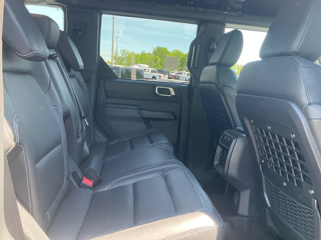 New 2026 Ford Bronco Big Bend w/ Black Diamond Package AWD/4WD image 13