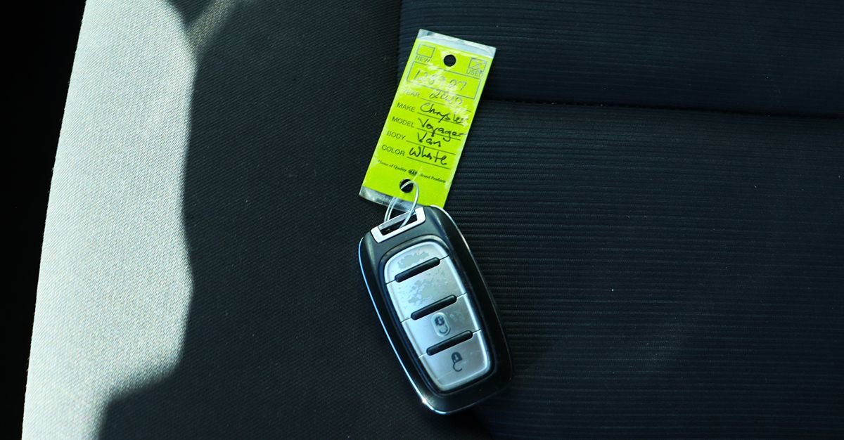 Used 2020 Chrysler Voyager L FWD image 60